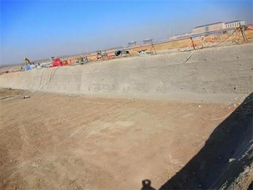 镶黄高铁桩基础建设